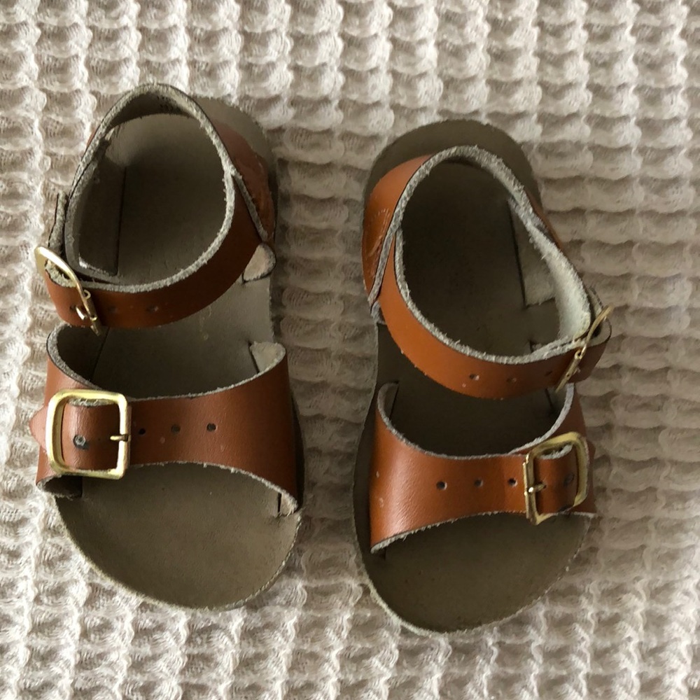 Size 5 Saltwater Sandals